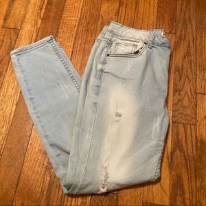 Encore lightwash jeans
